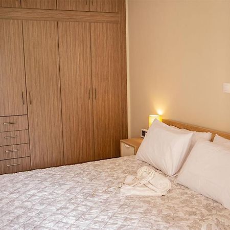 Your Apartment In Athena Bagian luar foto