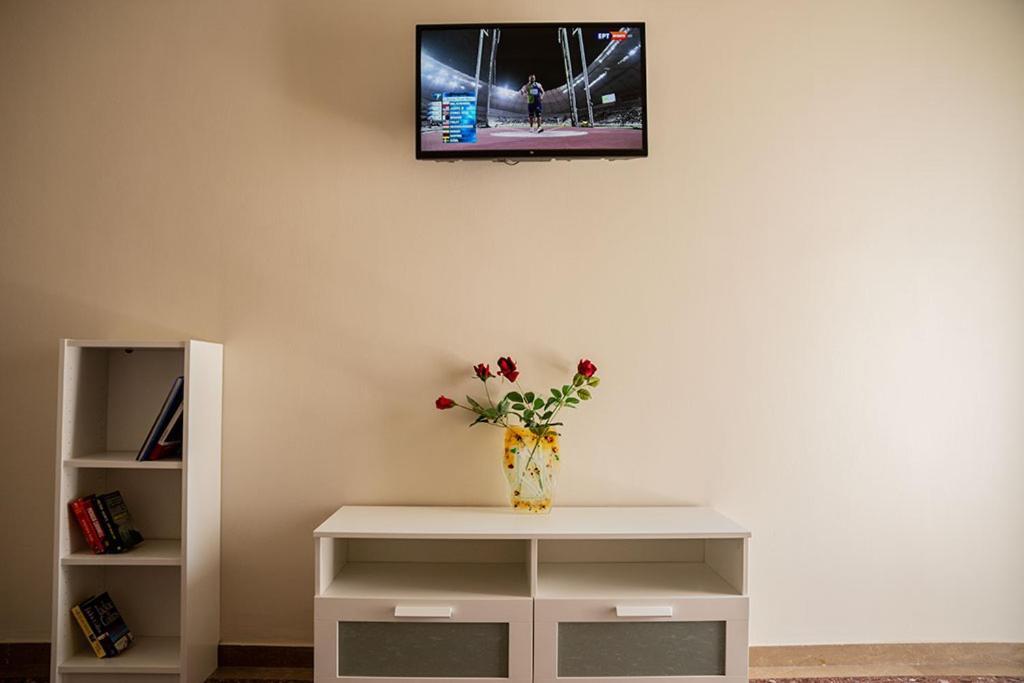 Your Apartment In Athena Bagian luar foto